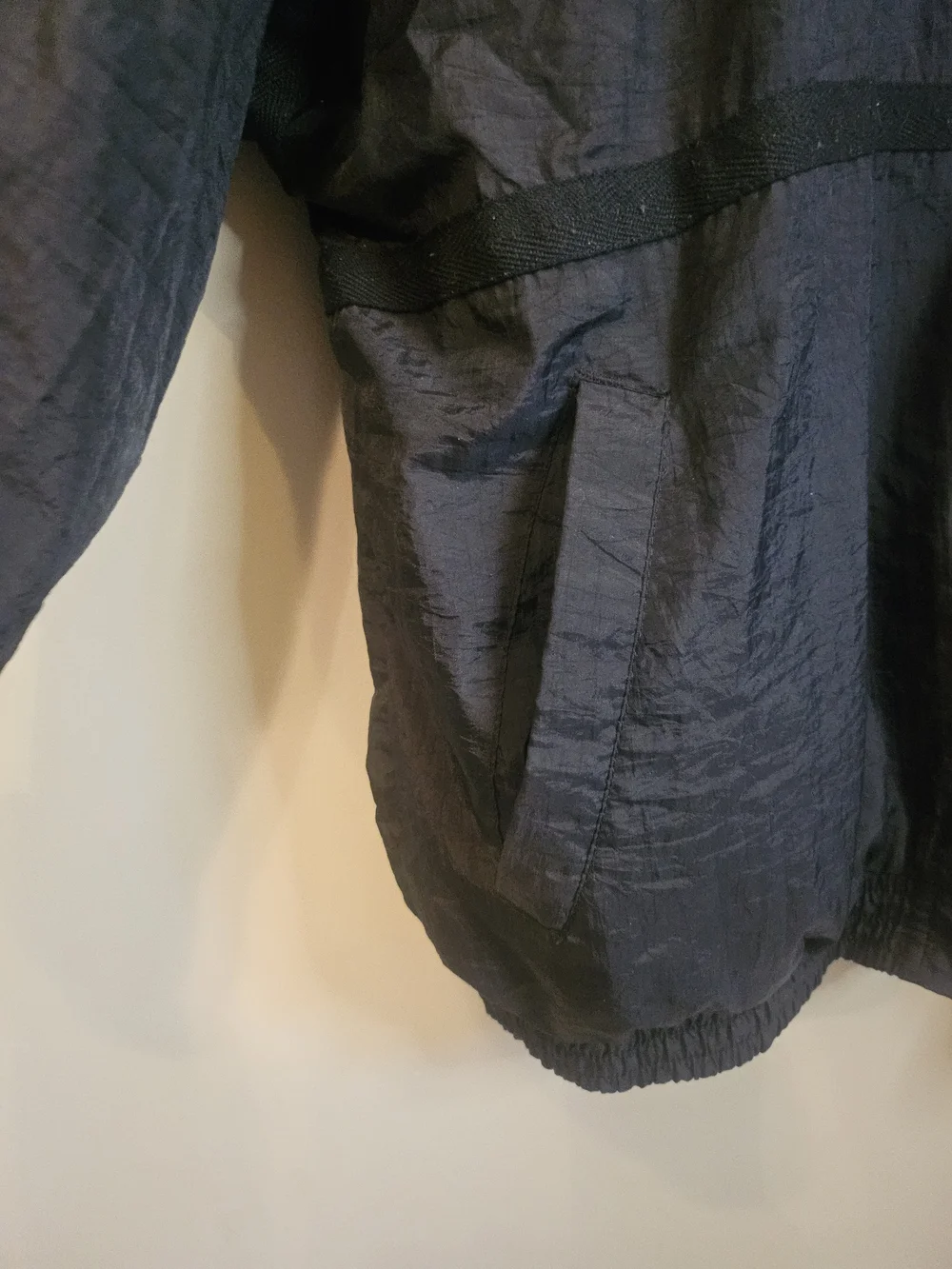 Vintage MacGregor Men's Lightweight Black Windbreaker Jacket